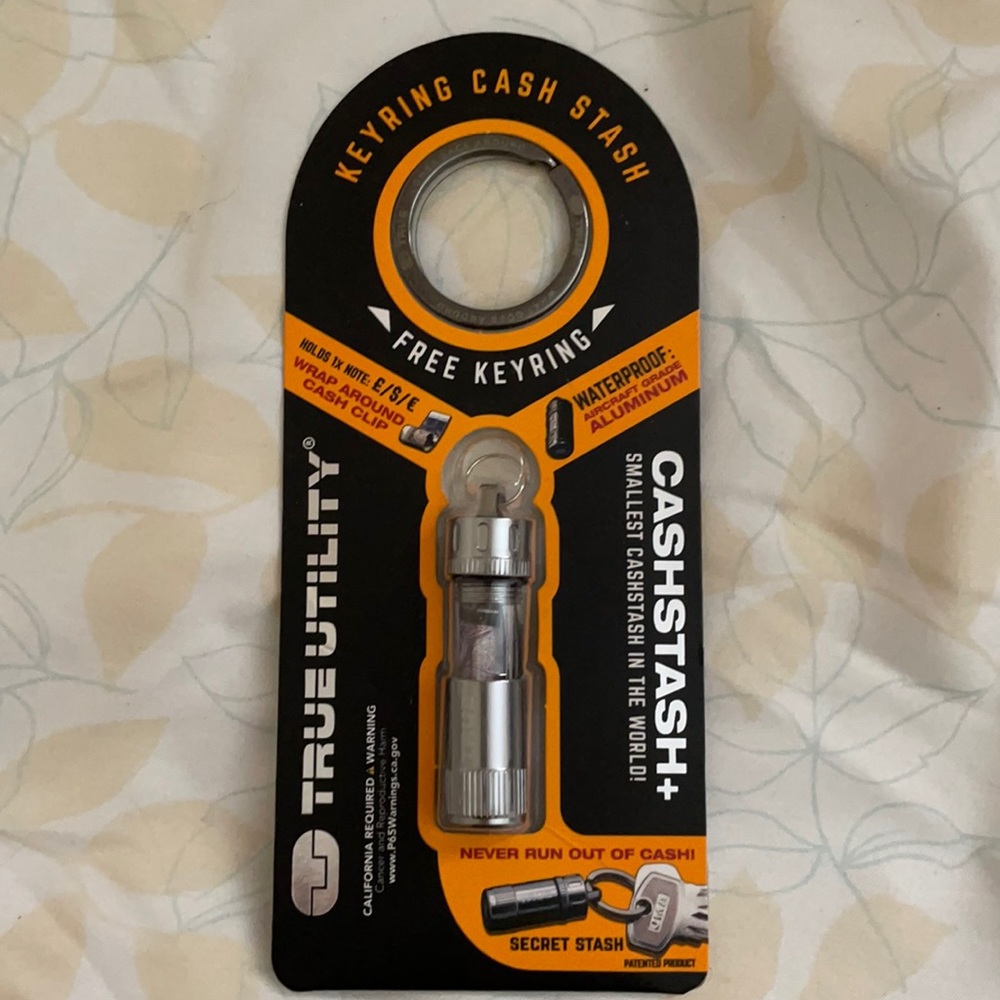 True Utility Cash stash key ring new